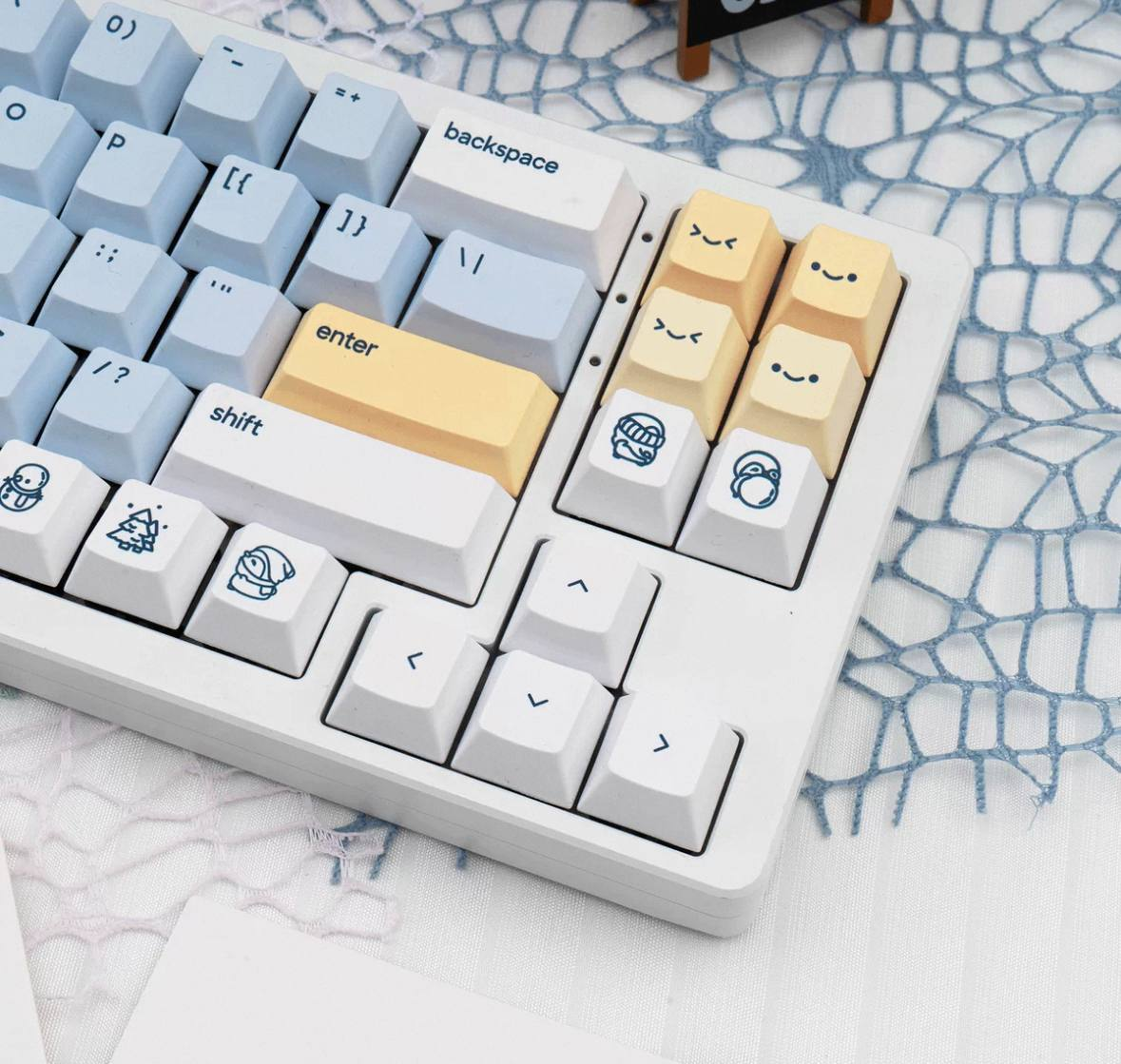 Winterglow Keycap Set
