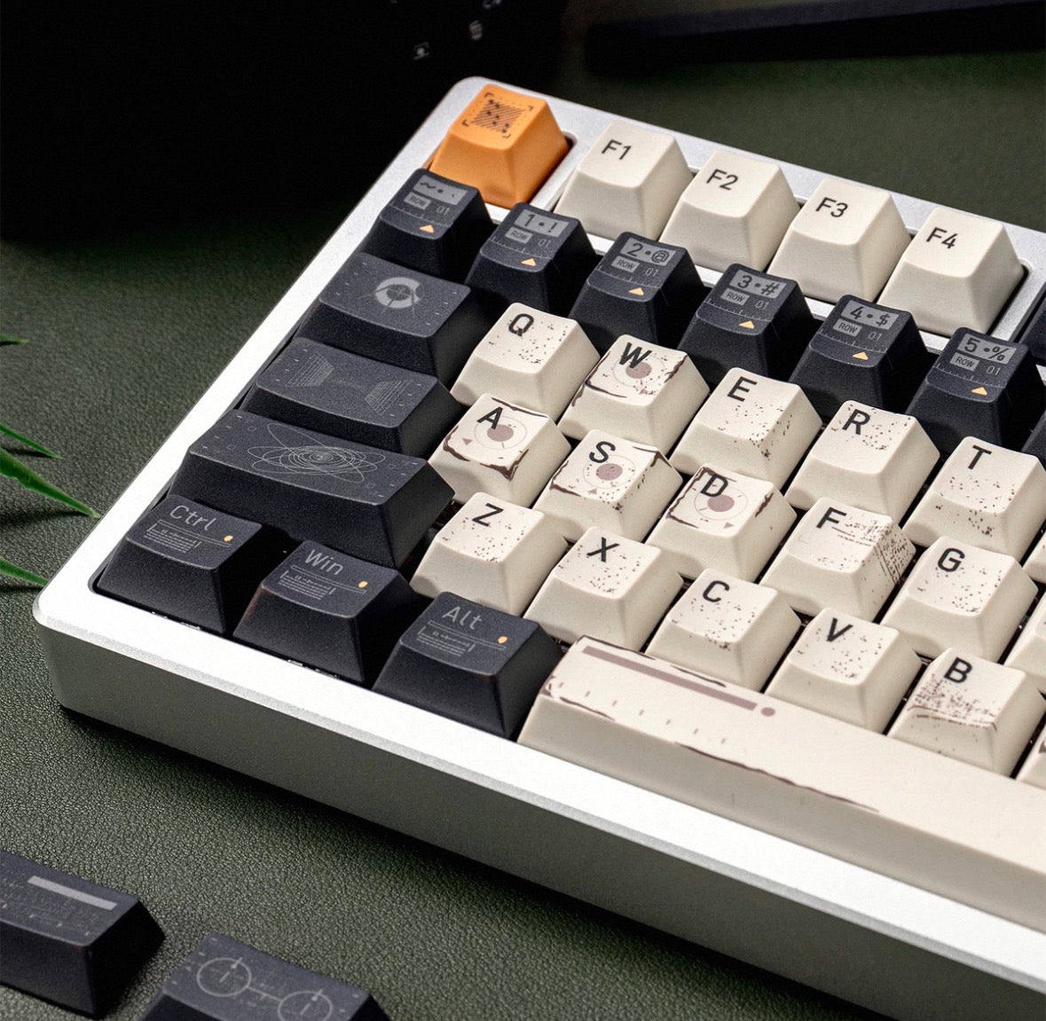 Interstellar Keycaps